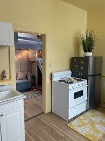 Unique studio with loft bed! - Image 5