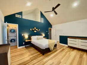 ”We had a Fabulous Stay” private 2 Story townhome - Image 2