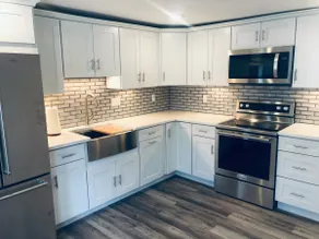 One Bedroom Apt-Cristys Madison - Image 3