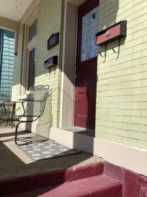 Cozy apt in 2 family house - explore northside - Image 4