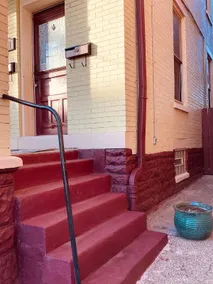 Cozy apt in 2 family house - explore northside - Image 3