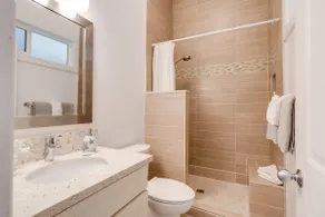 Waena Inn Unit 15 Studio | Minutes to OGG Airport - Image 4