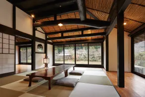 Riverside Private Villa by Crystal Streams - Image 4