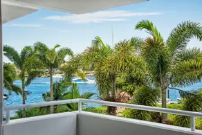 New Farm Water Views! 2Bed/2Bath/1Car - Image 3