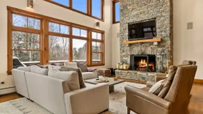 Mountainside 5-BR Ski-In/Out Okemo Estate - Image 2