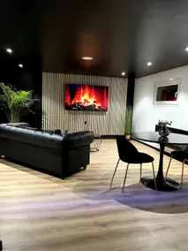 loveroom in Metz private spa jacuzzi - Image 5