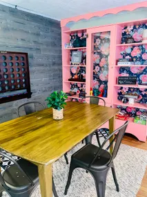 Sister Charm • Close to downtown! - Image 2