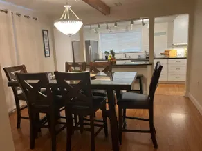 Pure Salt Villa. Lux. Pet Friendly. 3BR 3BA. Sleeps 11. - Image 4