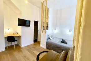 LE VOLTA * Beautiful Downtown Apartment * Calais - Image 3