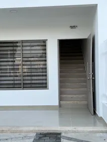 A beautiful, centrally located apartment - Image 4