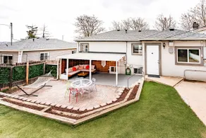 Garden Patio Lounge + City View! 2mi to downtown! - Image 4