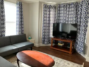 2-Bedroom Apt - Dover/Portsmouth - Image 4
