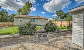 Gorgeous, Fully Furnished Miller Home Close-Beach! - Image 2