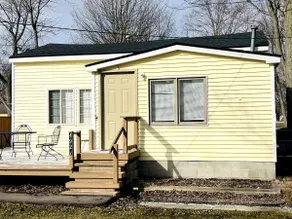 Fisherman's Cottage  with lake access and dock private parking - Image 3