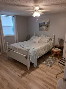 The Howard's Place - Image 4