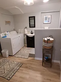 The Howard's Place - Image 5