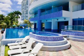 Grand Diamond Beach, oceanfront - Image 5