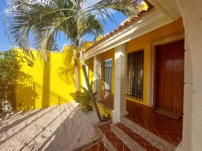 K'an Najo' (Yellow House) - Image 2