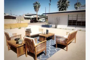 1B condo Mid-Century Arcadia - Image 2