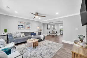 Southern Charm | Huge King 4BR, Fenced Yard, Pets! - Image 5