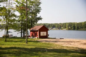 Cabin on 140 acres lake access - Image 4