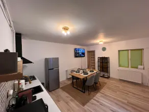 Green Home - Image 2
