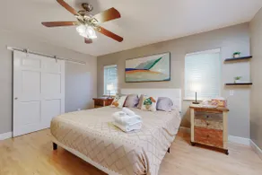 CasaDeRita Luxury Home near UNM! - Image 4