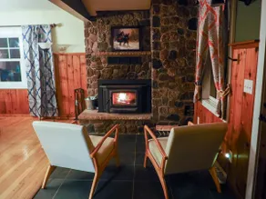 Farmhouse Escape, Private Sauna, Hiking Trails - Image 3