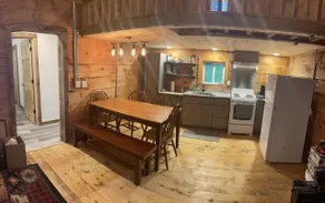 Hill Top Hideaway - Image 4