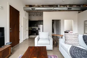 Mid Century Industrial Loft - Short North - Image 4
