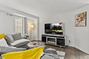 Luxury 7BR Mansion by Airport/SquareOne Sleeps/16+ - Image 2