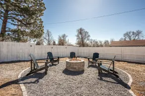 Outdoor Lounge w/Mtn Views from Hot tub + Firepit - Image 5