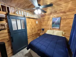 Custom built cabin in Williston near Devils Den - Image 2
