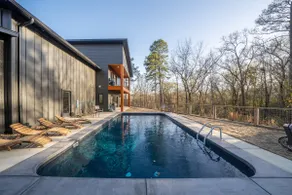 Northwoods Contemporary w/ POOL and HOT TUB! - Image 5