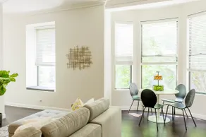 Large Chic 2BD/2BA Condo - Free Parking! - Image 4