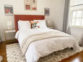 2 King Beds · Cozy Family Home Away from Home - Image 3