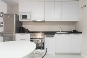 Valencia Modern Beach Apartment - Image 4