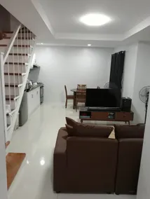 100% Airconditioned Home w/pool w/ free parking - Image 3