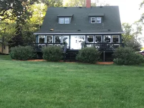 Lakefront Year-Round House on Balsam Lake - Image 2