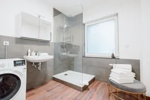 80m² Aasee Apartment with 3 rooms - Image 2