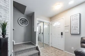 Spacious 3 BR Condo w’ King Bed & 2 Parking Spots - Image 4