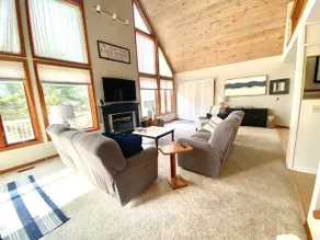 Amazing A-Frame at Apple Canyon Lake - Image 3