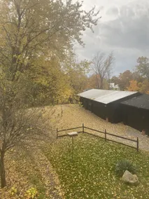 Winery retreat w/ hot tub & pond - Image 5