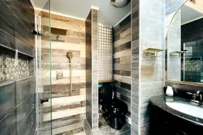 Guest house with full kitchen and bath - Image 5