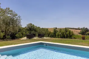 GuestHost - Charming Cottage with Pool & Parking - Image 5