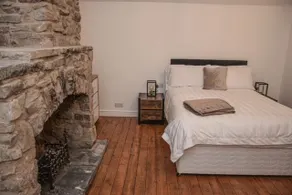 Sadlers Barn - Two bed en-suite - Image 3