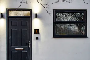 4BR Home w/En-suites | Parking | Near City Centre - Image 3