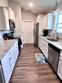 Spacious home, close to beach! - Image 2