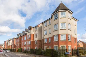 Stylish 2 bed 2 bathroom apartment for up to 5 - Image 5