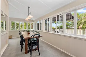 Poppy's Place! 4Bed/1Bath/2Car/Views/House ~Bardon - Image 2
